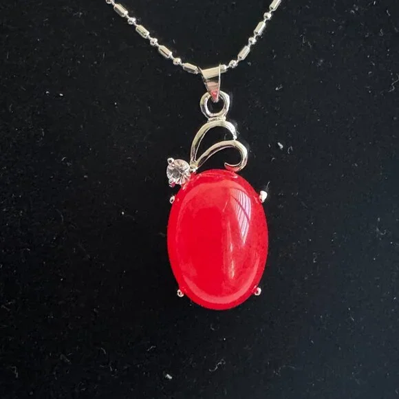 925 Sterling Silver Chain Red Cabochon Pendant Necklace - Picture 2 of 11